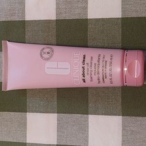 Dominique All About Clean-NEW!